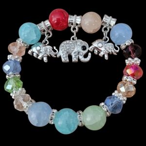 Multicolor stretch bracelet with 3 elephant charms